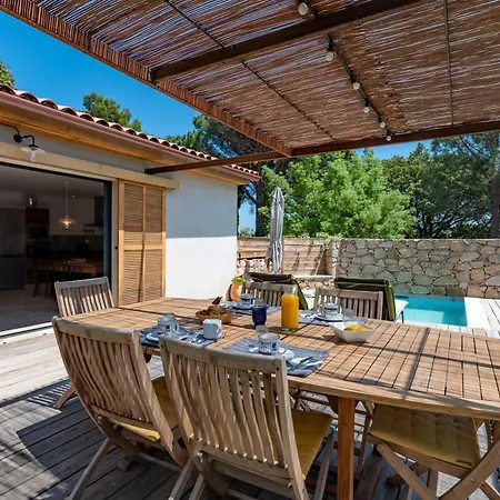 Сasa de vacaciones Locations De La Casette D'araggio *